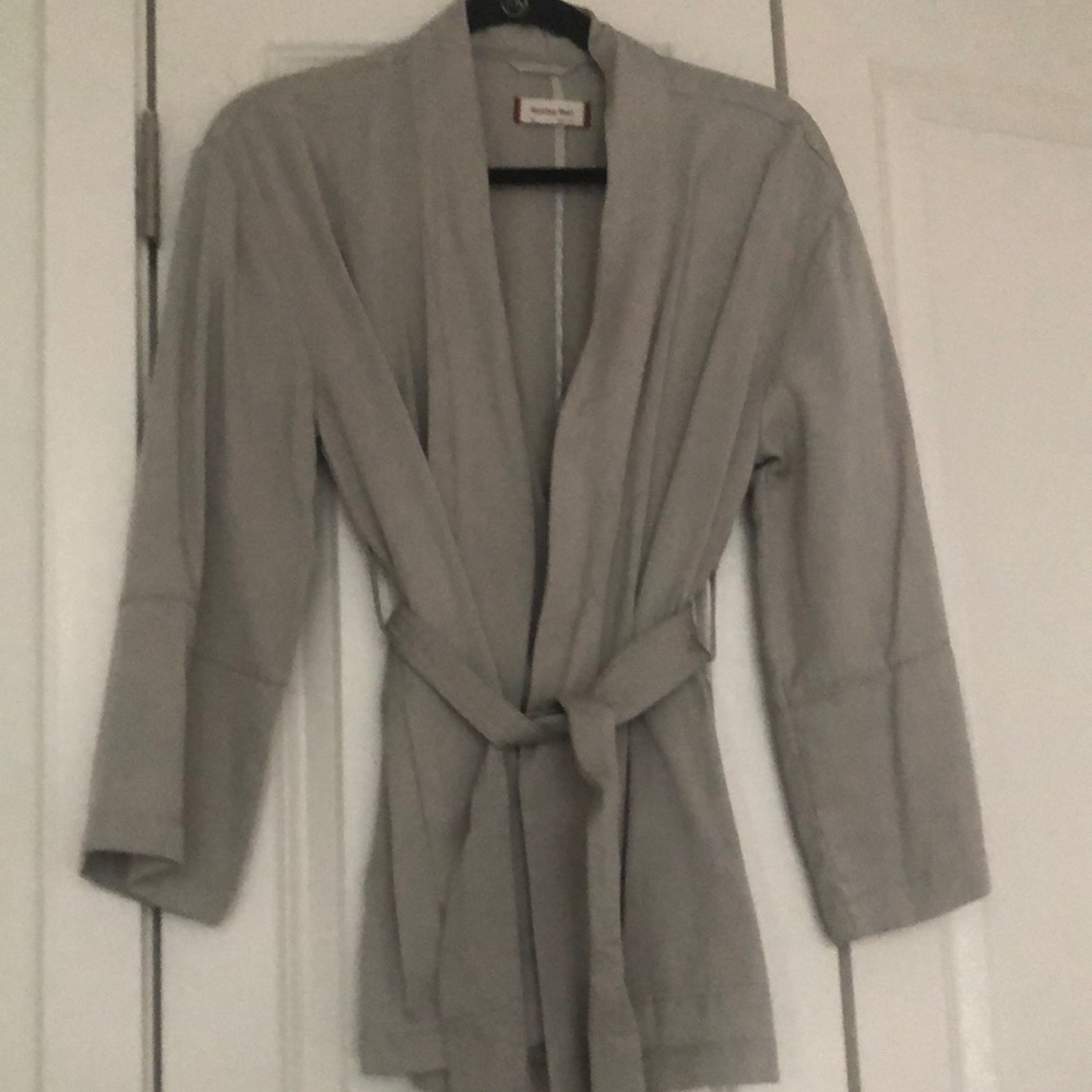 Like New Aritzia Tie Waist Robe Jacket